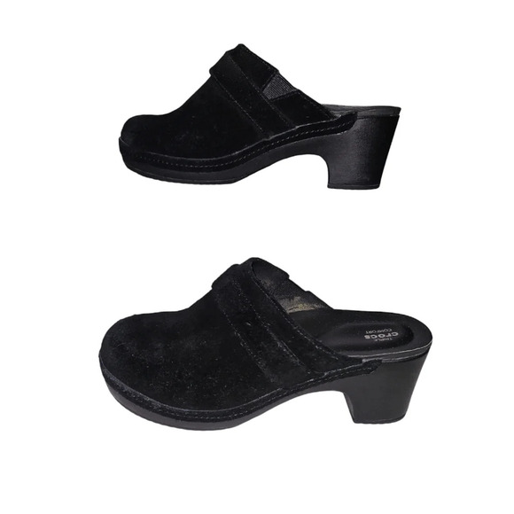Crocs Women's Sarah Black Suede Clogs Size 7 - Picture 3 of 7